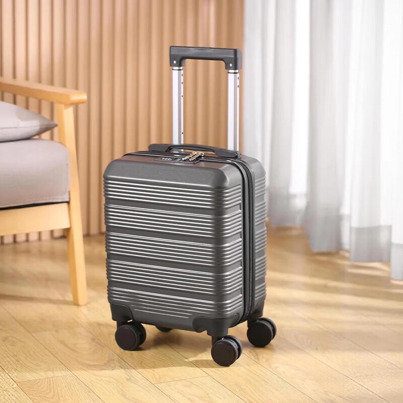 Yi Ke Silver Wing Hardside Carry-on Spinner