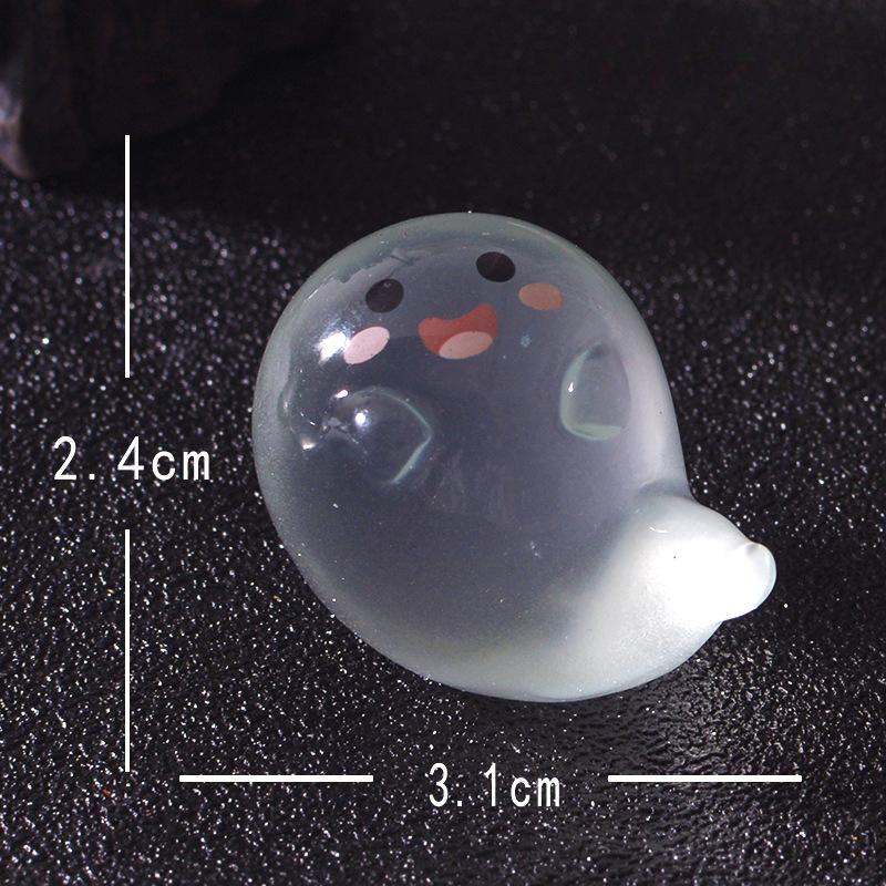 Halloween Cute Ghost Glow-in-light Gardening TrinketA Small Accessory for Car Center Console Decoration