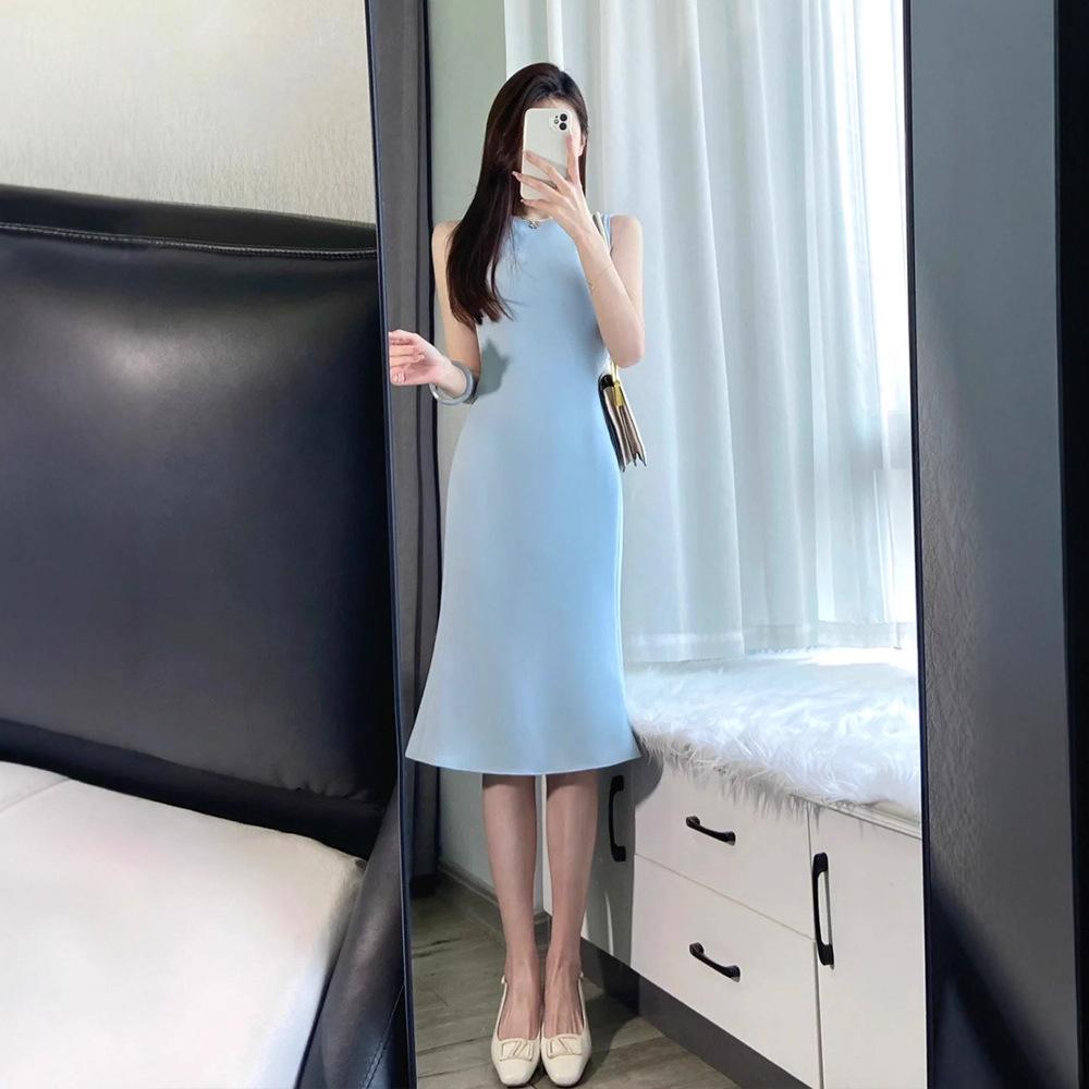 Sleeveless Women's Summer Fishtail Dress: Slimming, Classic, Professional Wear