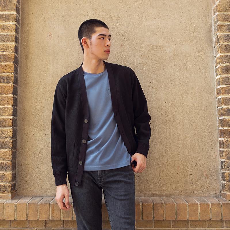 Calvin Klein Reversible Casual Commuter Button V-Neck Knit Cardigan Sweatshirt Men Tops Space-Black J326983