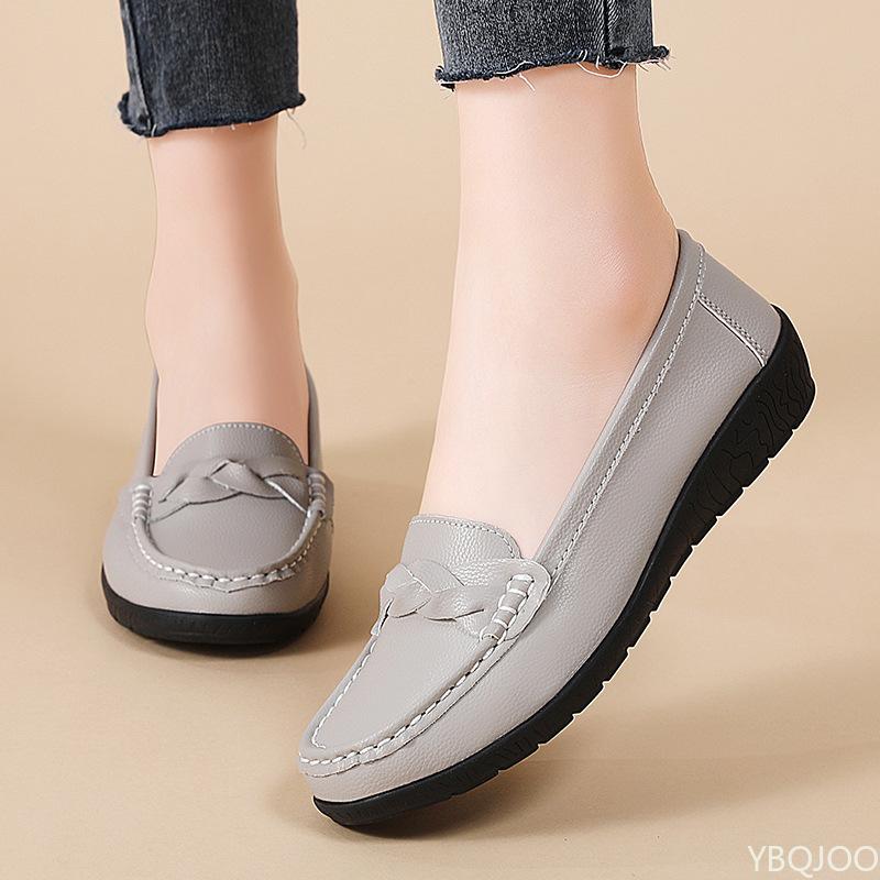 Women's Soft sole Leather shoes New Casual Round head Loafers Female White mom Flats Lightweight ladies shoes Zapatos De Mujer