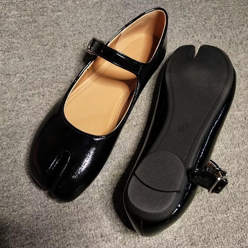 IPPEUM Burgunderrote Tabi-Schuhe Damen Mary Janes Schuhe 2025 Neue Ballerinas Zehenschuhe