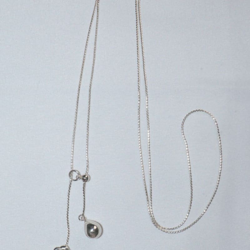 LOASI lovely rose. rose long drop necklace