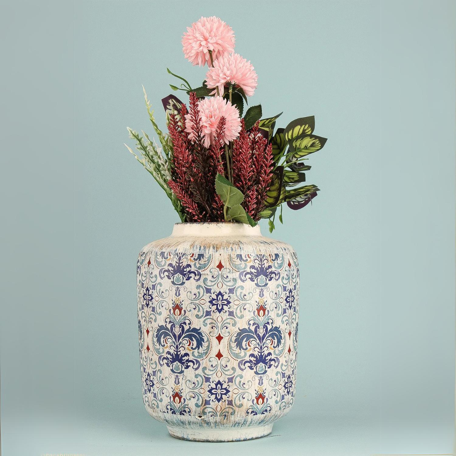 

Aventure Handmade Ceramic Vase 23 cm білий