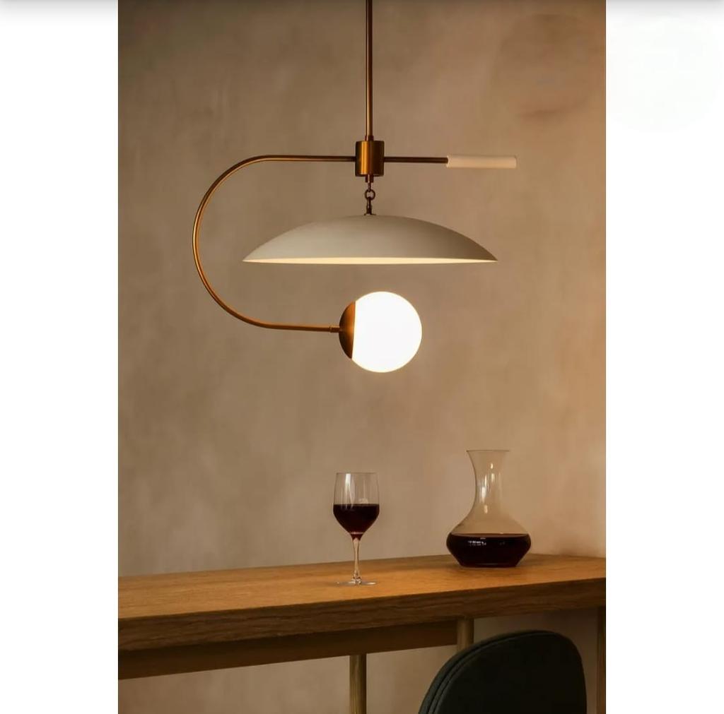 Moderner Messing-Kronleuchter im Mid-Century-Stil Minimalistische Pendelleuchte mit Kugel- und Kuppelschirm Deckenleuchte für Esszimmer, Küche, Wohnzimmer