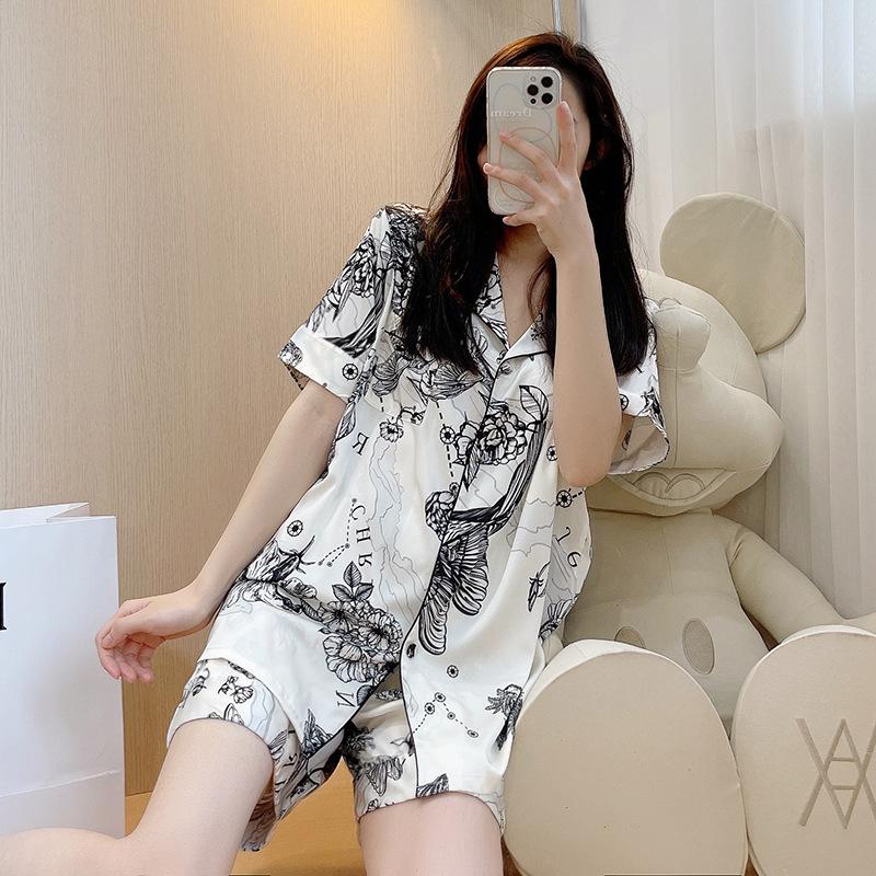 Pajamas Women'S Short-Sleeved Shorts Lapel Cardigan Cool Ice Silk Loungewear Antique Ink Painting Two-Piece Set