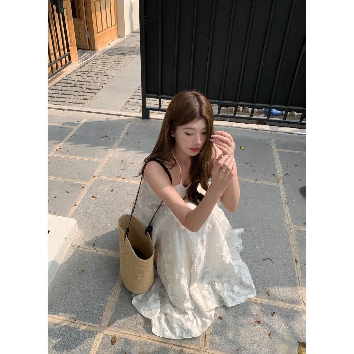 French Seaside Vacation Halter Neck Camisole Dress - Elegant Summer Backless Ruffle Long Dress M