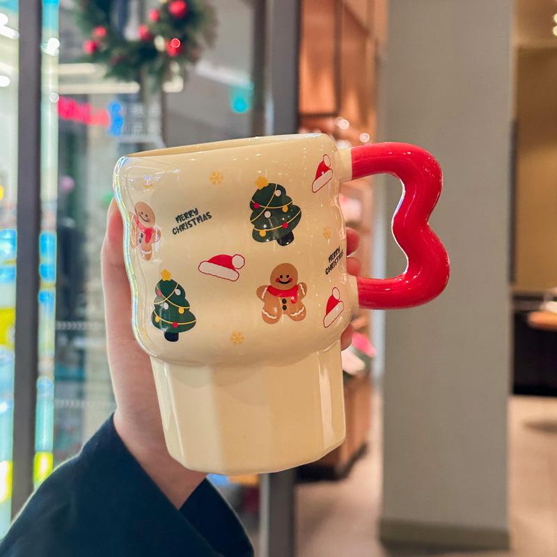 Cute Christmas Ceramic Mug with Lid for Girl's Birthday Gift High-value Straw Mug Souvenir