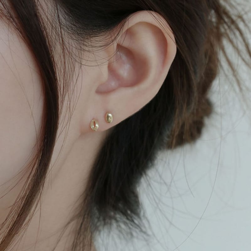 Youngglow 14k Oval Round Piercing Earrings