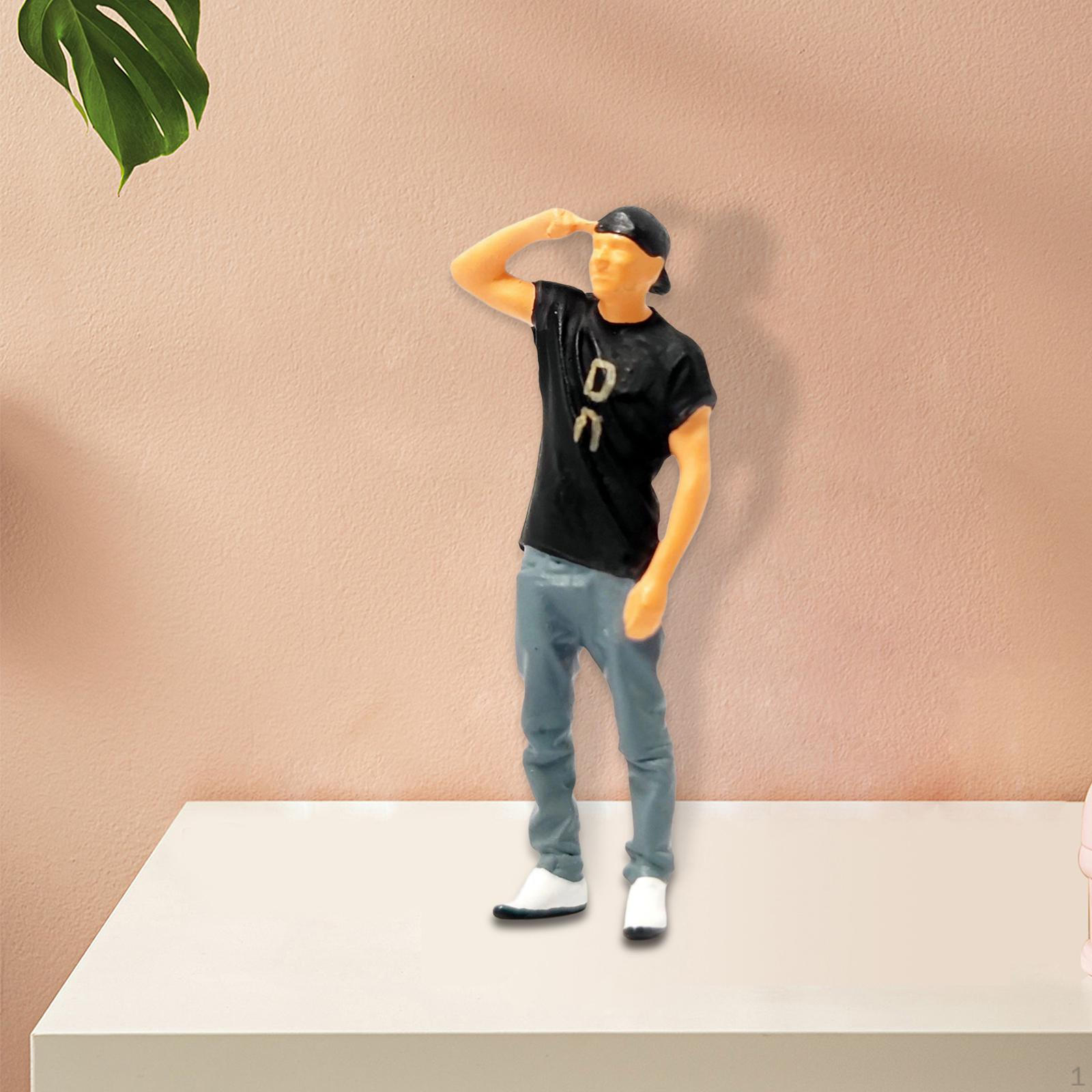 

1/64 Scale Men Figures for Layout Decoration Railway Model Collectibles Ornament short sleeve black