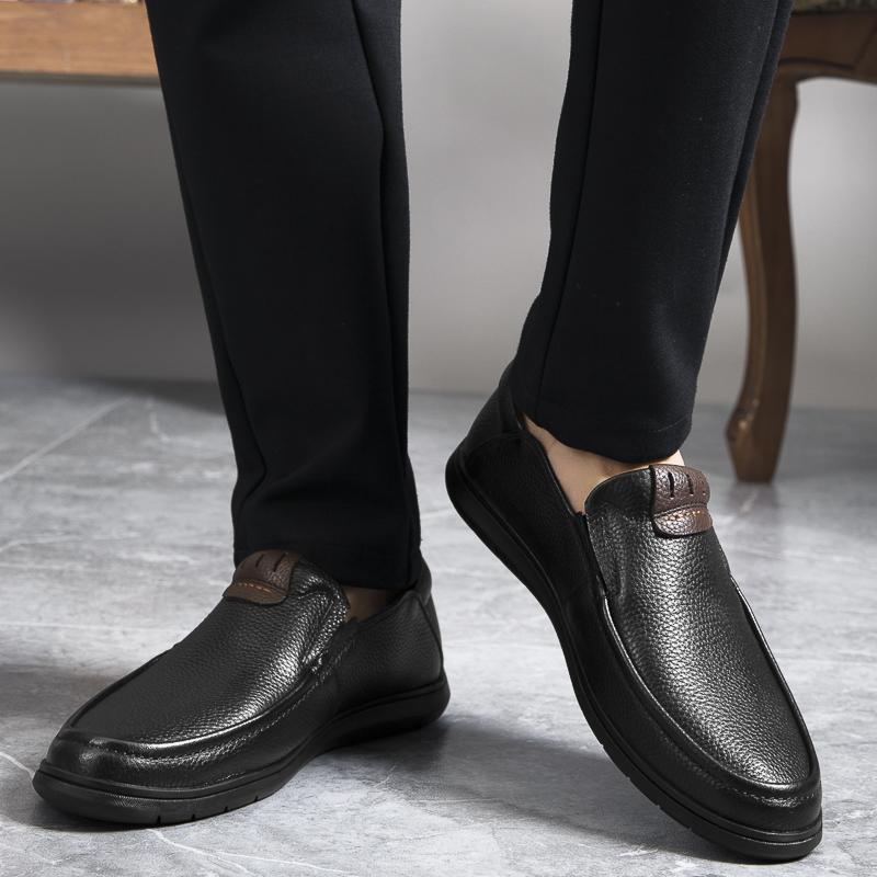 Men's Business Shoes genuine leather Soft Moccasins Comfortable Casual Shoes for Men Autumn Solid Black Men Sneakers