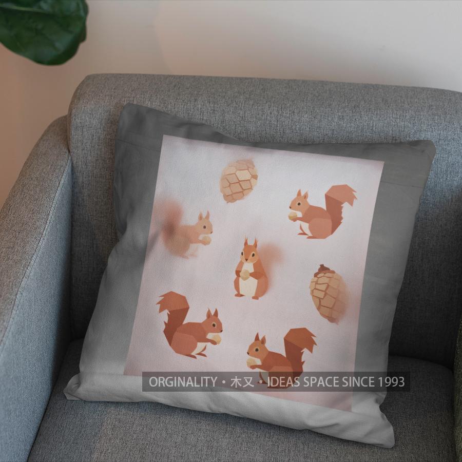 2D Cute Squirrels And Pinecones Pattern Pillow Cover Pattern Cushion Cover Suitable For Sofa Bedroom Car Pillow Cover