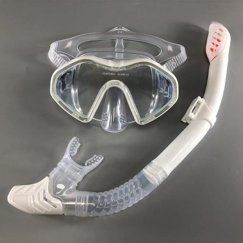 Underwater Snorkeling Half Face Face Swimming Mask Set Scuba Diving Respirator Masks Anti Fog Safe Breathing Snorkeling Masks for Crystal Clear Views