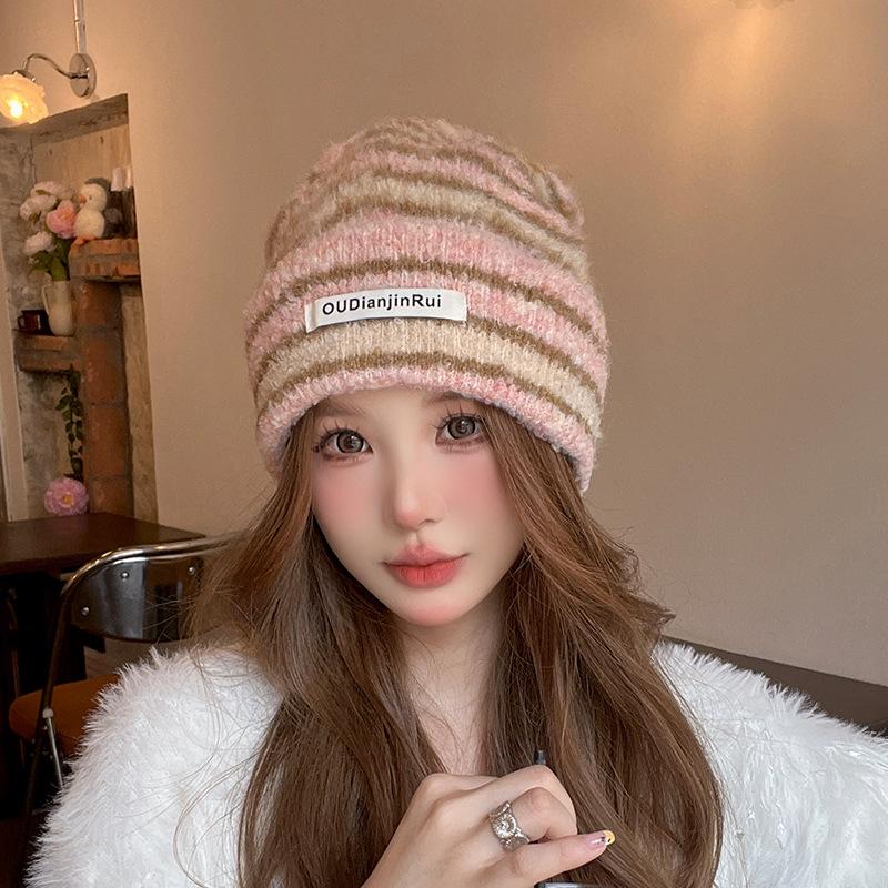 

Новая осенне-зимняя шапка в полоску с цветными блоками для женщин, корейская теплая шапка-бини, вязаная шапка для защиты от холода для езды на открытом воздухе M（56-58cm）