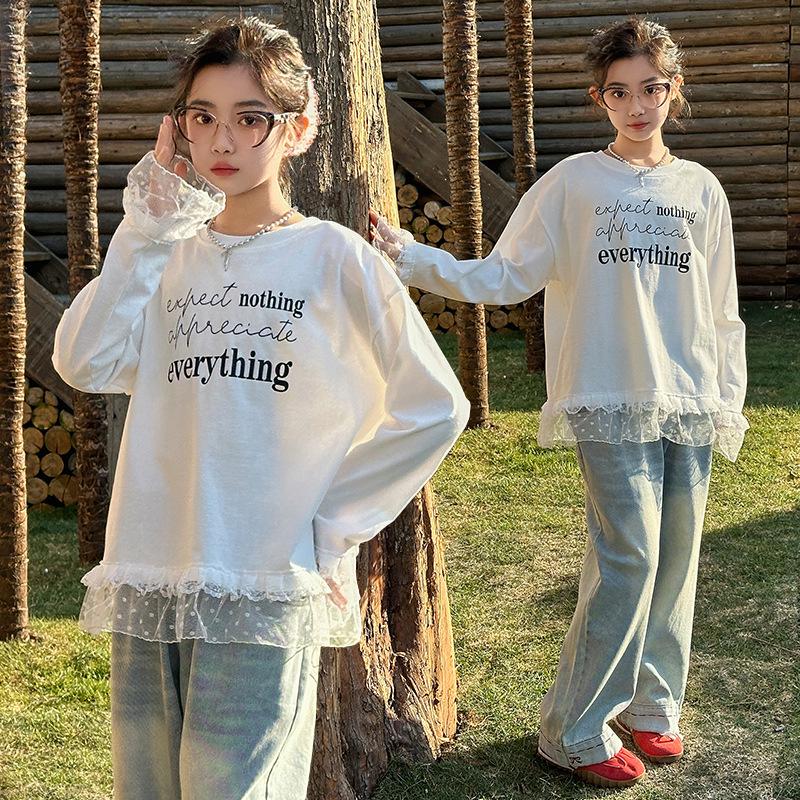 Plus Size Girls' White Lace Long Sleeve T-shirt for Spring & Autumn