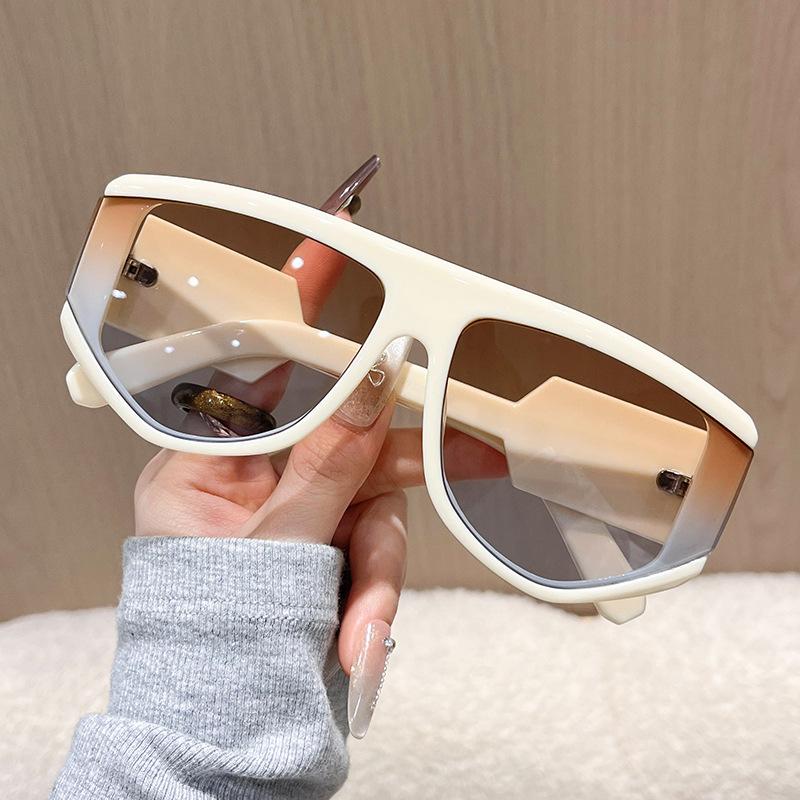 Vintage Luxury Brand Designer Oversized Pilot Sunglasses for Women Men Shades Big Frame Windproof Popular Punk Sun Glasses UV400