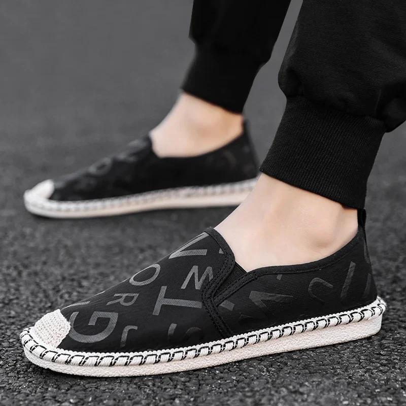 New Men Casual Loafers Embroidered Tiger Shoes Classic Black Flat Men Shoes Letter Printing Slip On Footwear Male Plimsolls