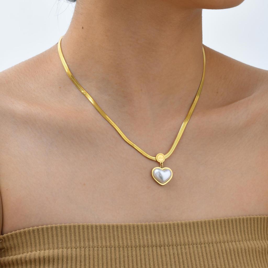 Fashion Love Heart Pendant Necklace for Women, Layering Necklaces Stainless Steel Minimalist Jewelry Free Nickel