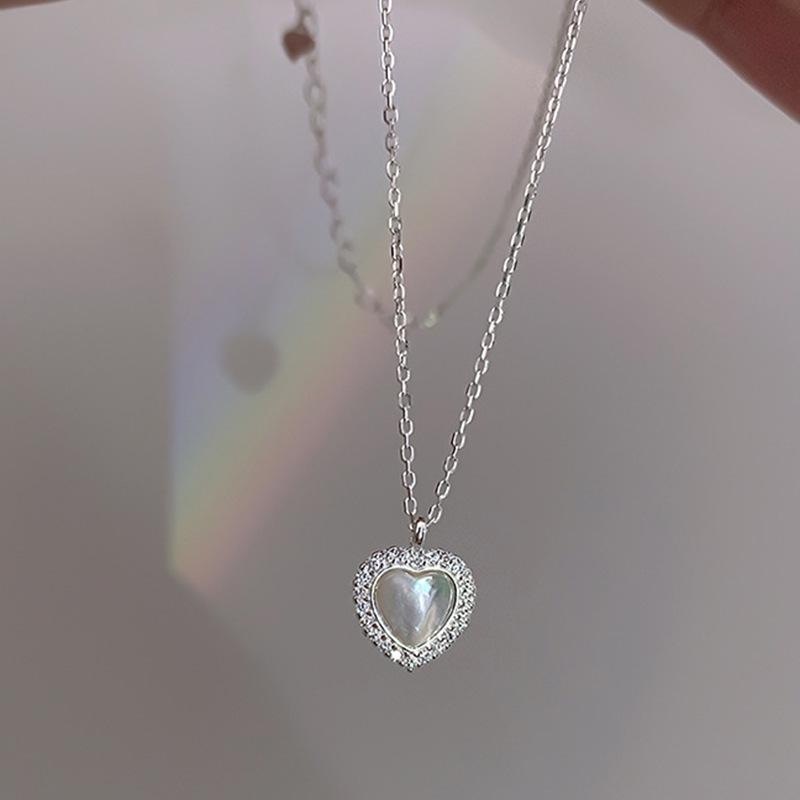 

Love necklace women s niche new clavicle chain simple design neck chain accessories срібний