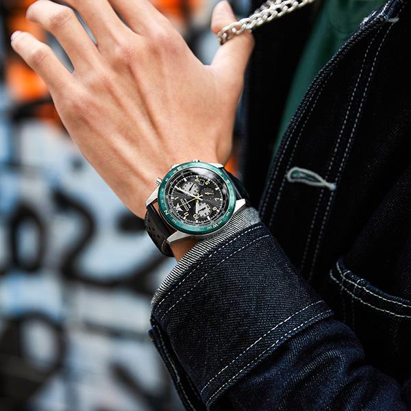 Citizen Serie FUTURE FORCE FF Movimento al Quarzo a Energia Solare Cinturino in Pelle di Mucca Orologio Unisex CA4558-16E