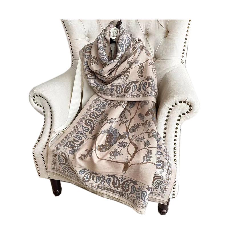 Autumn & Winter Shawl: Office Nap Blanket, Imitation Cashmere Print Tassel Scarf