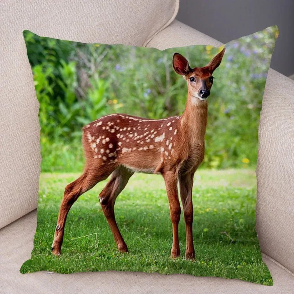 Home Decor Deer In Nature: Realistic Wildlife Cushion Covers Pattern Cushion Cover Suitable For Sofa Bedroom Car Pillow Cover