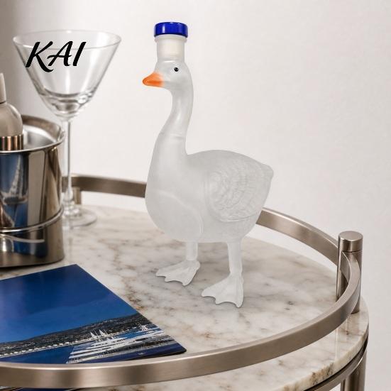 Premium Collectible Bottle Goose Shape Glass Whiskey Decanter, 3D Bird Liquor with Frosted Stopper, 350ml Art Vodka Wine Dispenser for Home