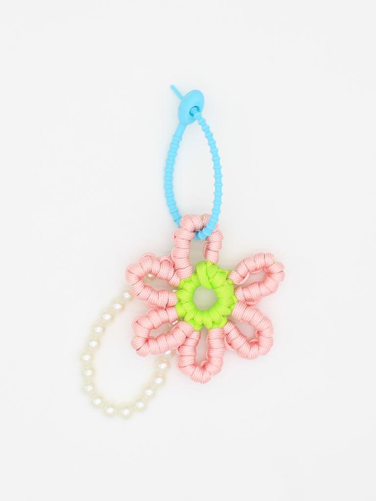 Cute and Childlike Hand-woven Carrot Flower Keychain Mobile Phone Pendant Bag Jewelry