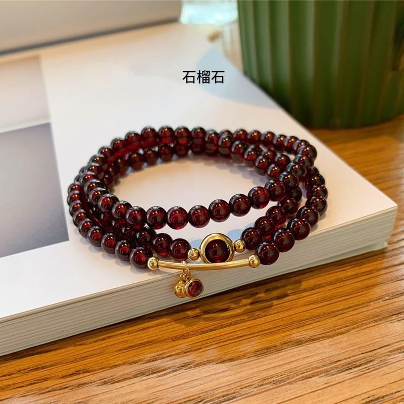 Bracciale con Perle di Cristallo di Granato Rosso Naturale da Donna Perline Rotonde da 4,5 mm Design Multi-Strato Impilabile Gioielli Minimalisti Fatti a Mano