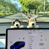 Tesla Girls Innenbildschirm-Schmuck: Master Hund Auto Dekoration für Mittelkonsole