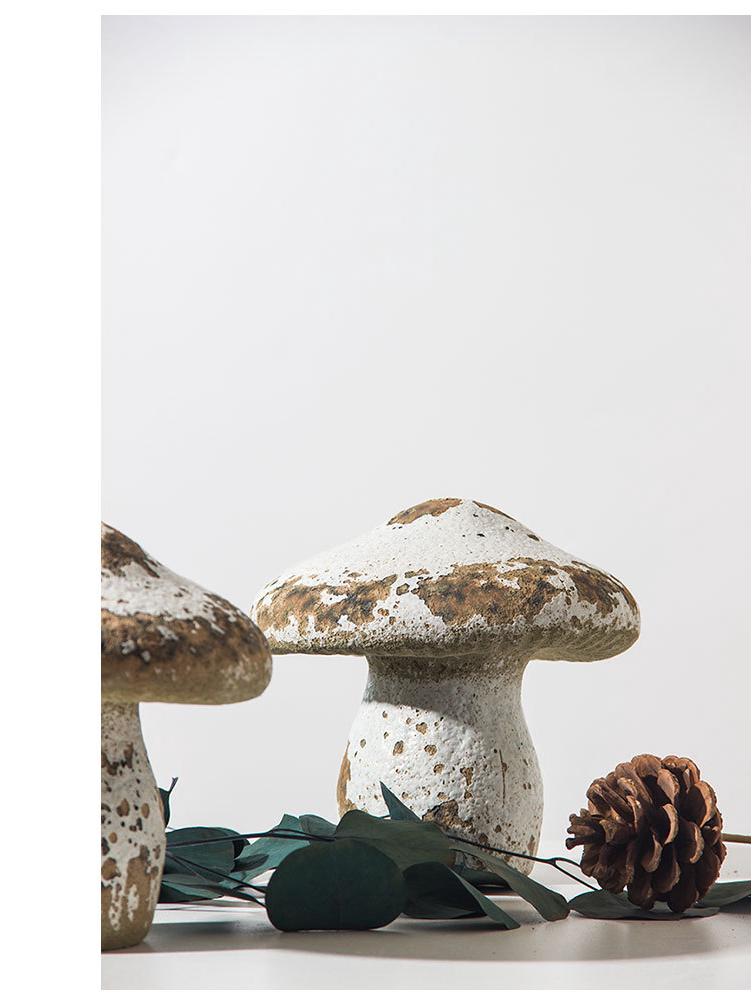 Le Meng Large Mushroom Decorative Ornaments for Home, Hotel, or B&B