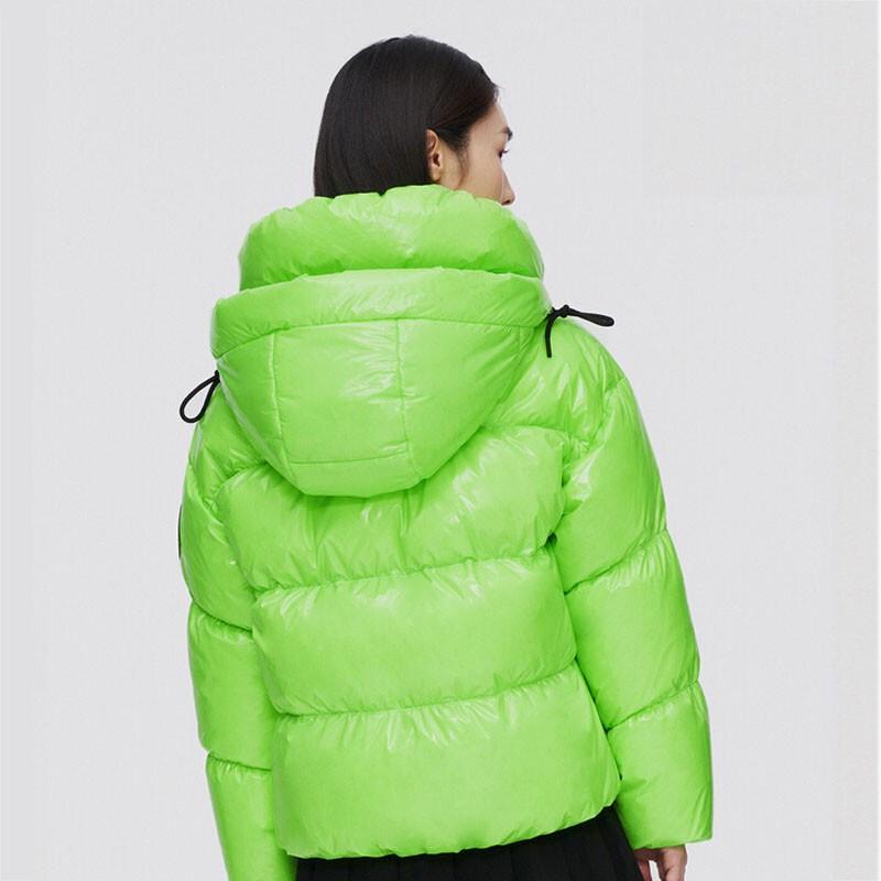 BOSIDENG Women's Puffy Thick Short Down Jacket B10143156