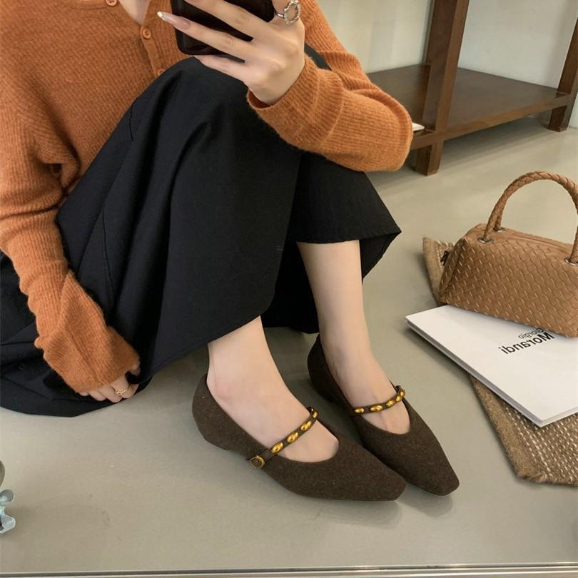 French new suede low heel Mary Jane light mouth small gold bar with skirt retro spring and autumn casual commuting versatile women's single