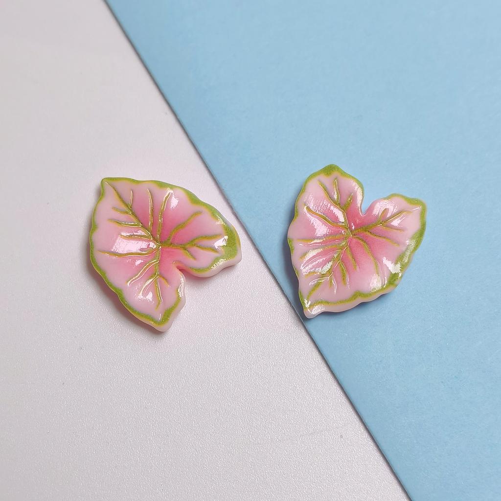 Spring Leaves Resin Flatback Cabochons 100Pcs Colorful Leaves Slime Charms No Hole Beads for Scrapbooking Hair Clip DIY Crafts