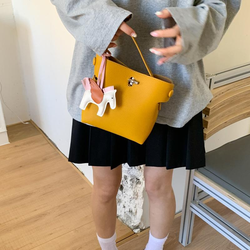 Handbag Women's New Fashion Versatile Messenger Bag Shoulder Bag