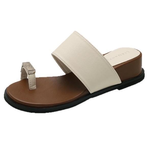 Slippers and holiday beach jacket toe slope wear women's summer French 2025 new cool slippers to increase the height of toes