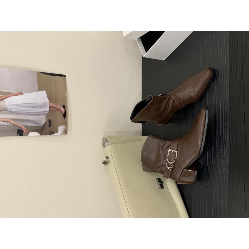 

2025 new retro square head thick heel simple British style fashion versatile metal button Martin boots women 39 темно-коричневого