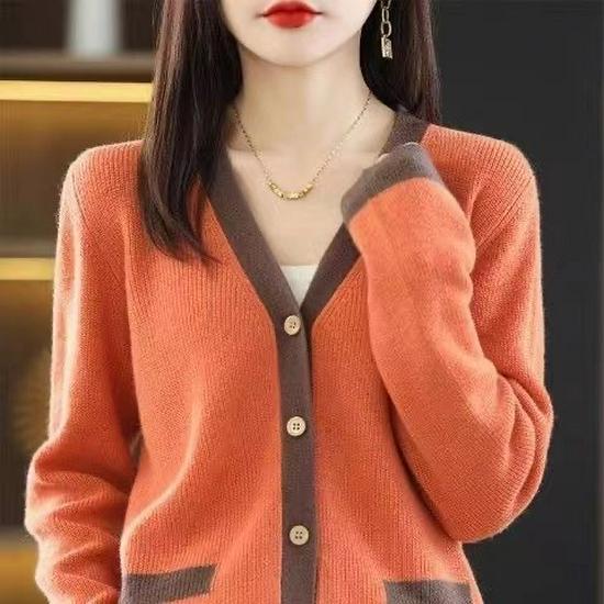 2023 Color Block V-neck Knit Cardigan: Korean Style, Loose Fit for Women, Trendy Spring/Autumn Sweater Outerwear.