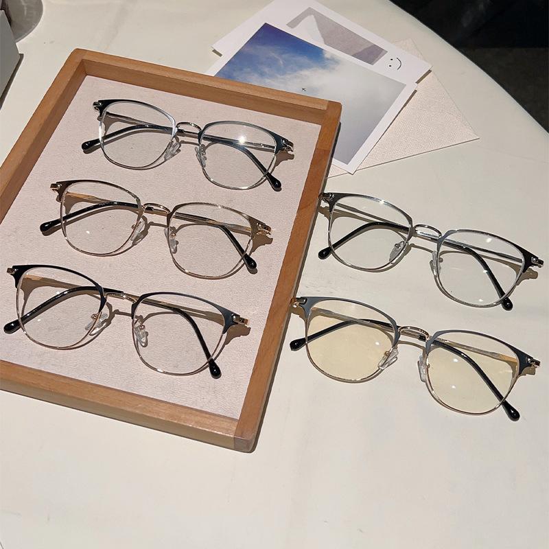 New fashionable plain face advanced sense thin flat glasses women's trend metal frame anti-blue light can be matched with myopia glasses men