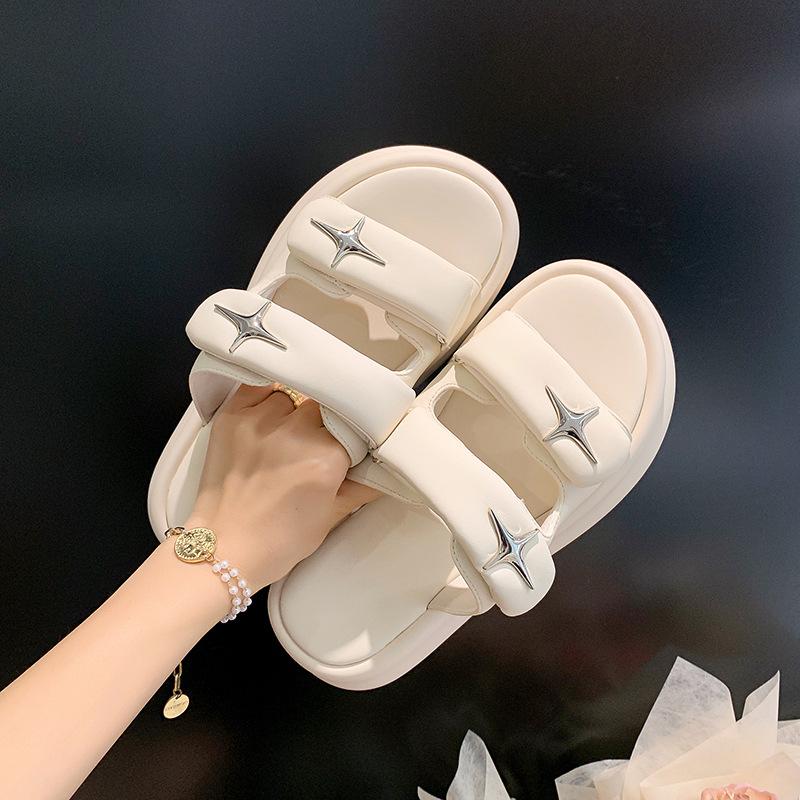 Women's summer outer wear female stars versatile bread Velcro cool slippers stepping on shit feeling thick-soled casual cloud shoes