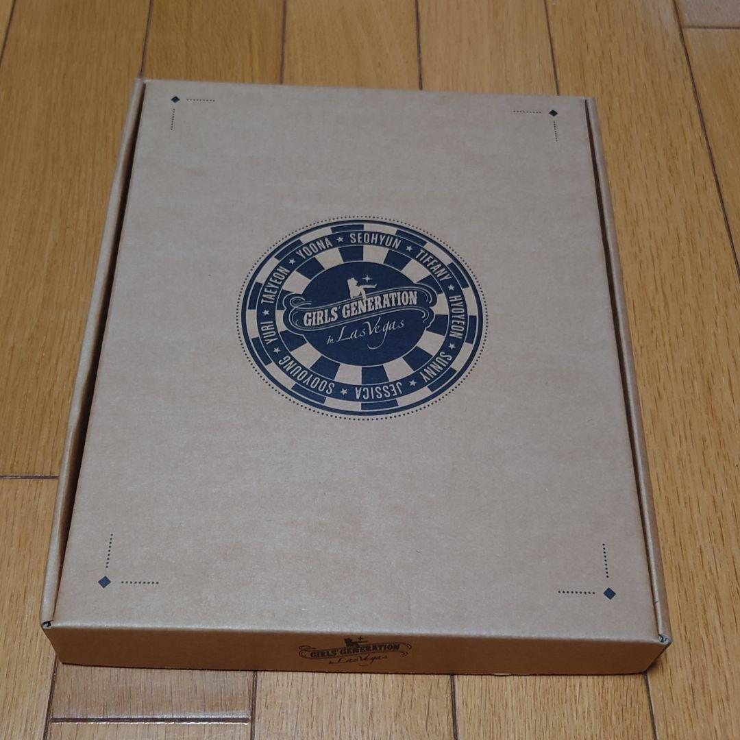 

[USED] Girls Generation Photobook Las Vegas Taeyeon and others