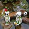 Two Fun Thinking Swinging Little Skulls - Halloween Resin Decorations, Add Mysterious Fun To Your Festival