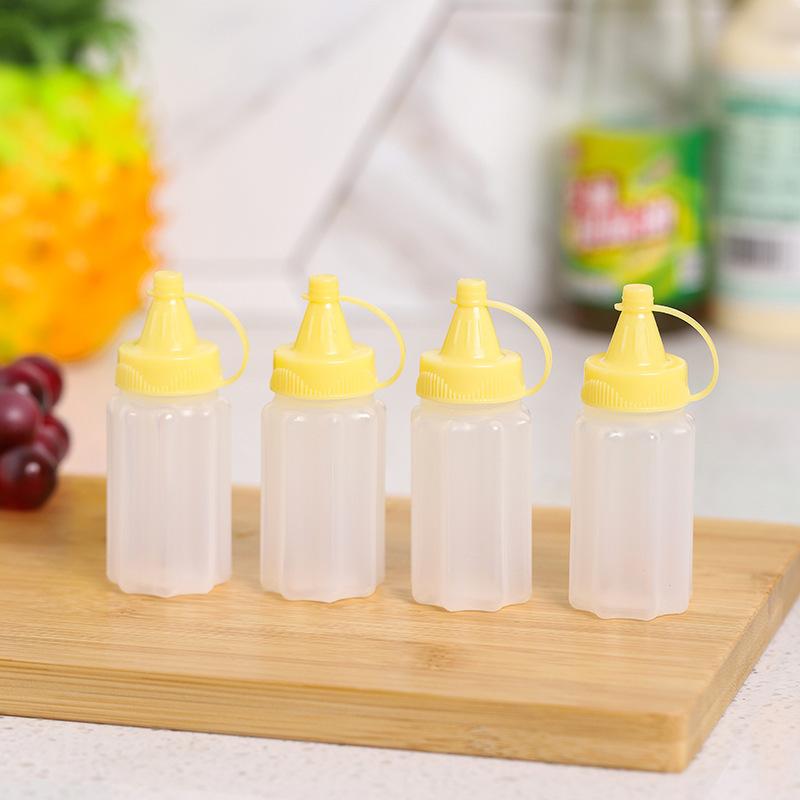 4Pcs Mini Plastic Sauce Squeeze Bottle Seasoning Box Salad Dressing Containers For Outdoor Barbecue Bento Lunch Box Accessories