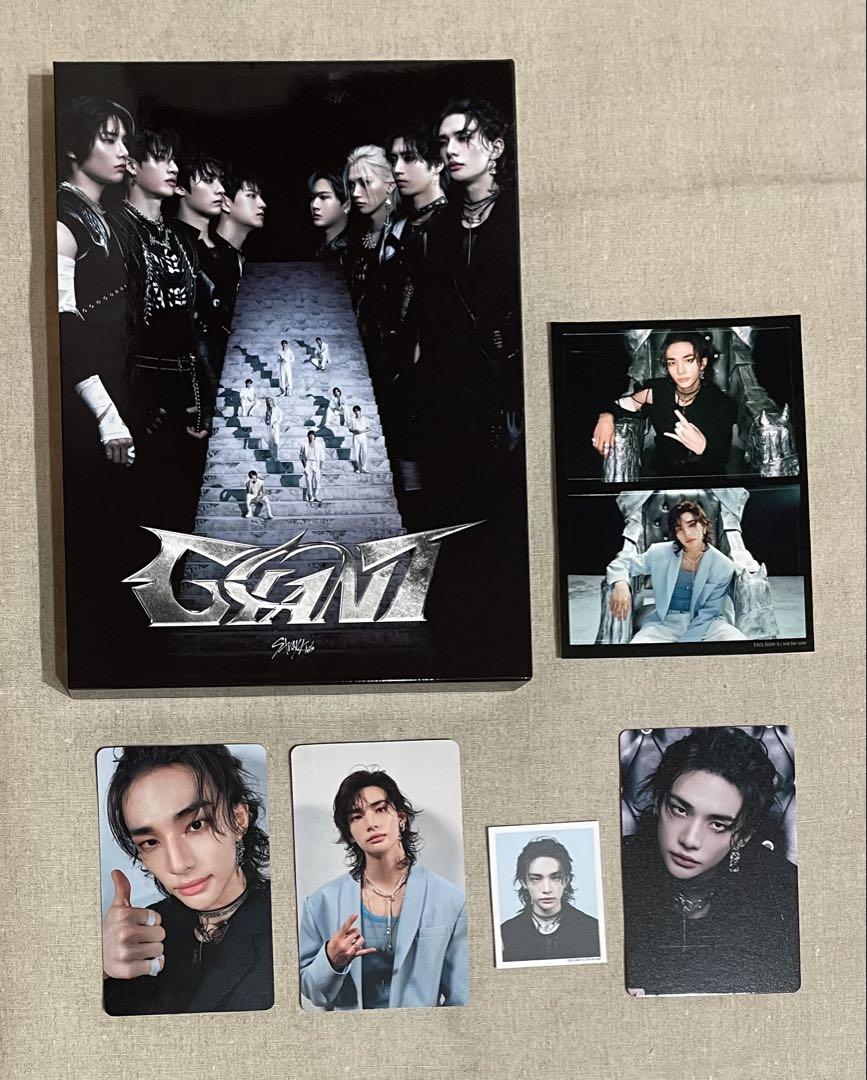 

[USED] Stray Kids GIANT A-CD Hyunjin Complete Set + Bonus Trading Card + Flyer