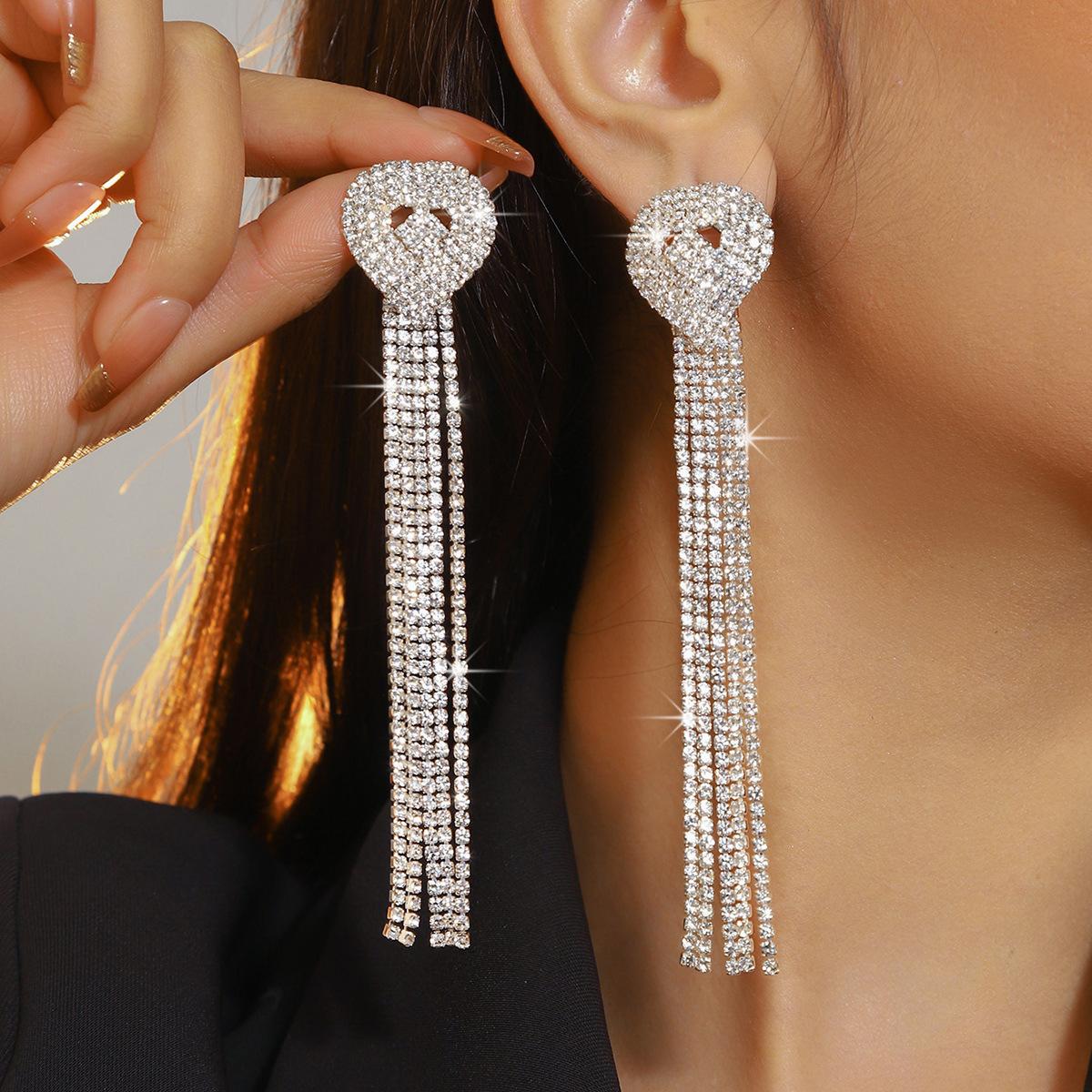 Геометрические серьги с полным бриллиантом, блестящие длинные серьги с бахромой
