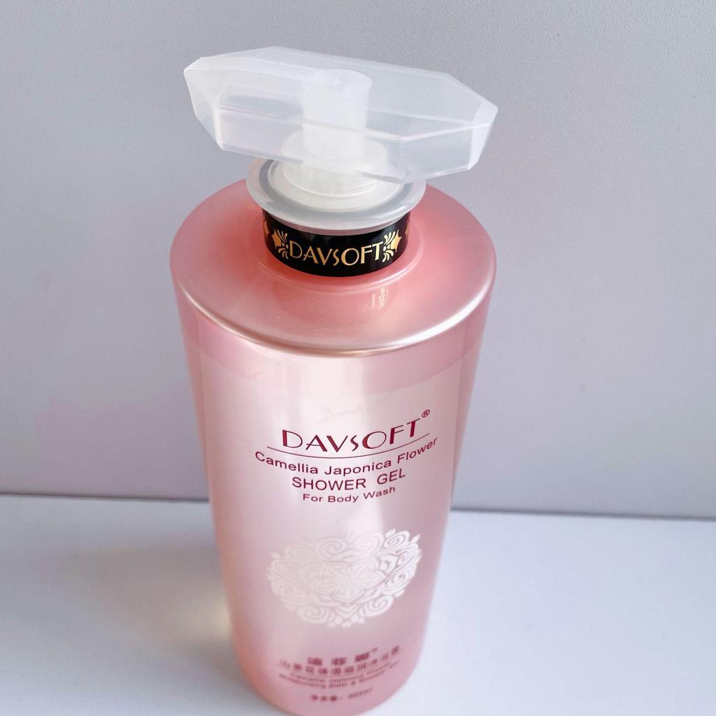 Difina Camellia Moisturizing & Refreshing Shower Gel, 900ml
