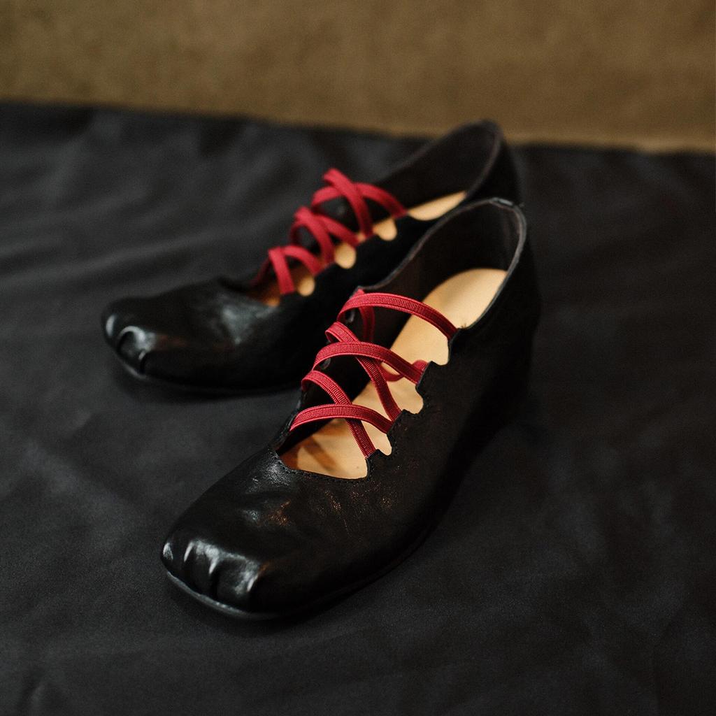 Sheepskin Version~ Retro Niche Cross-strap Single Shoe Pleated Leather Square Head Pig Nose Shallow Mouth Ballet Shoes Women
