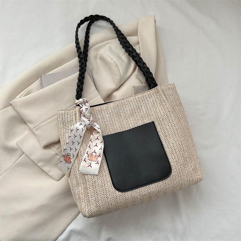 

Fashionable Simple Shoulder Bag For Women With Trendy Design In Black White And Khaki Colors Ideal For Urban Style чёрный