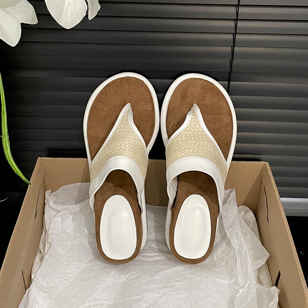 Casual vacation retro slope heel flip-flops women's summer wear 2025 new with skirt heightening cool slippers