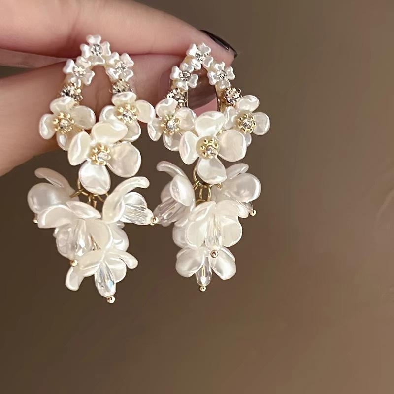 Elegant Fine Crystal Snow Gauze Bowknot Earrings for Women Girl Romantic Temperament Dangle Earrings Wedding Jewelry Accessories